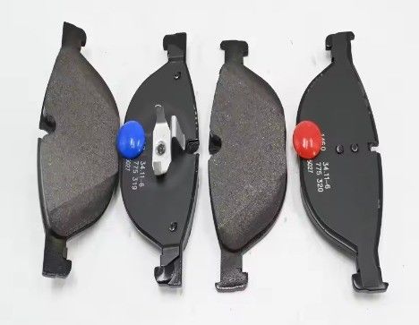 OE NO 34116775322 Bmw F10 استبدال منصات الفرامل الأمامية